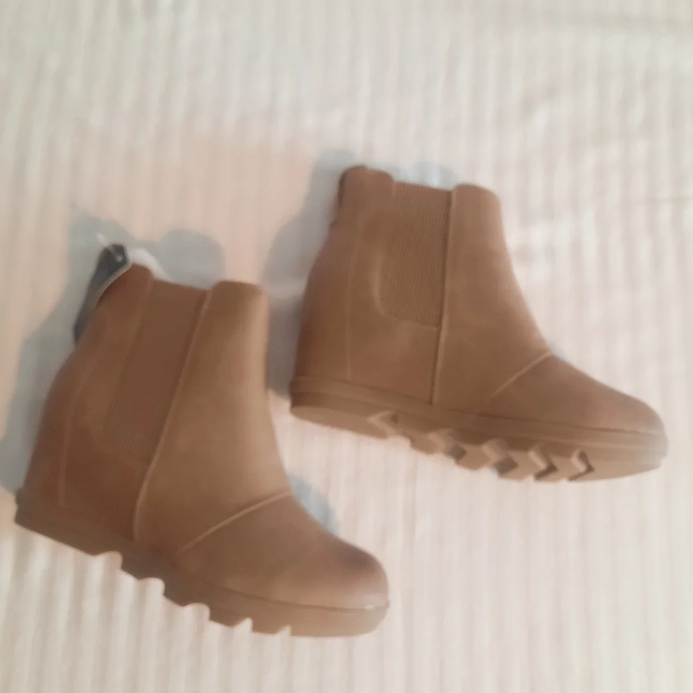 Women's Tan Ankle Boots Size 8.5